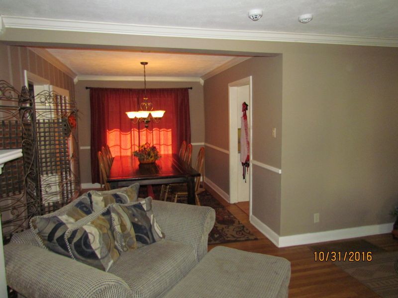 702 W 2nd Avenue Ave, Lenoir City, TN 37771