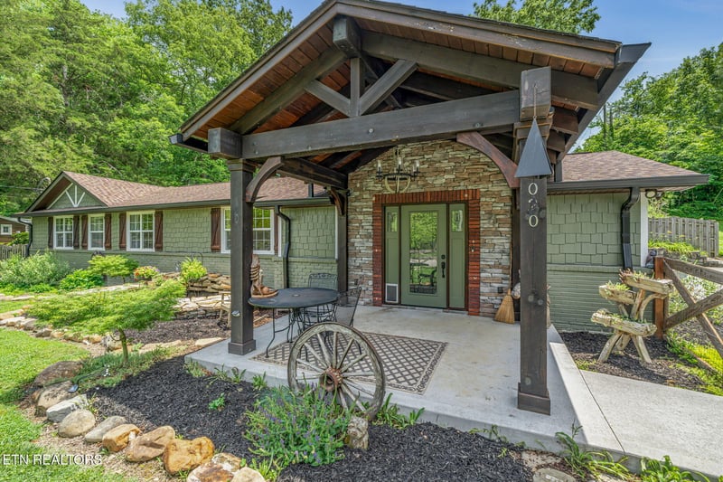 7020 Kinzalow Dr, Knoxville, TN 37909