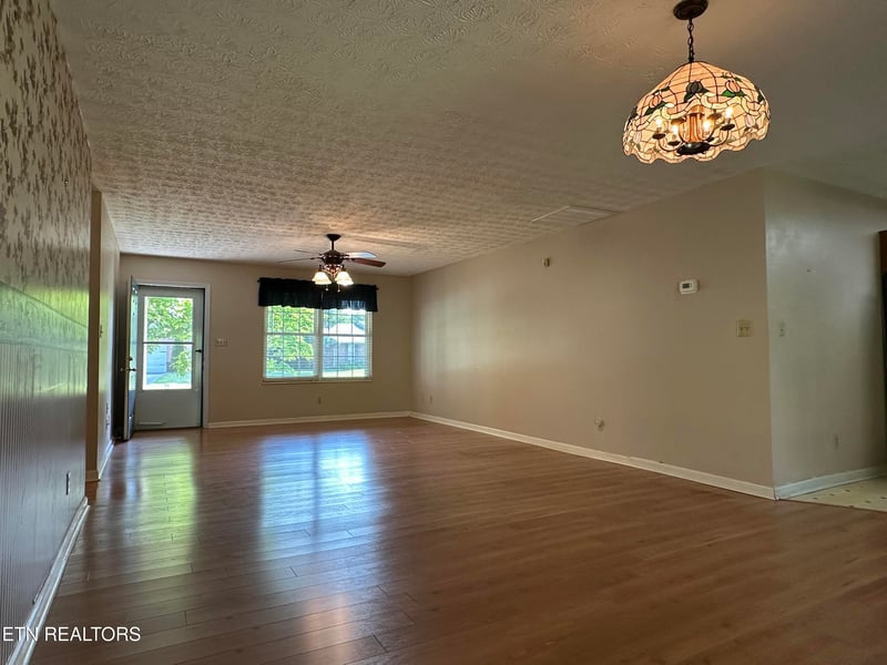 7021 Pisa Cir, Corryton, TN 37721