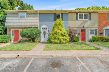 7021 Traditional Dr, Knoxville, TN 37909