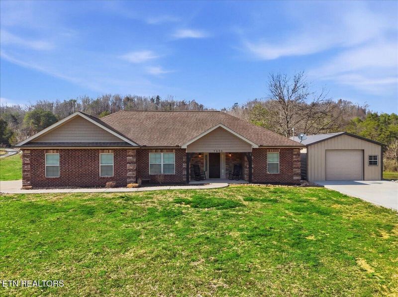7025 Thomas Weaver Rd, Knoxville, TN 37938