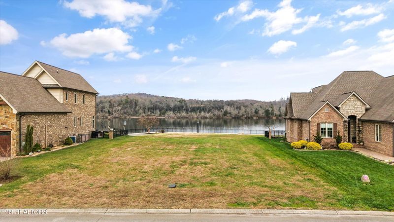 703 Charleston Lgt, Loudon, TN 37774