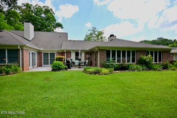 703 Dundee Dr, Maryville, TN 37803