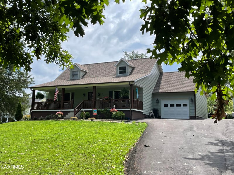 703 Powell Valley Shores Cir, Speedwell, TN 37870
