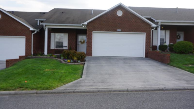 7032 High Alpine Ln, Knoxville, TN 37918