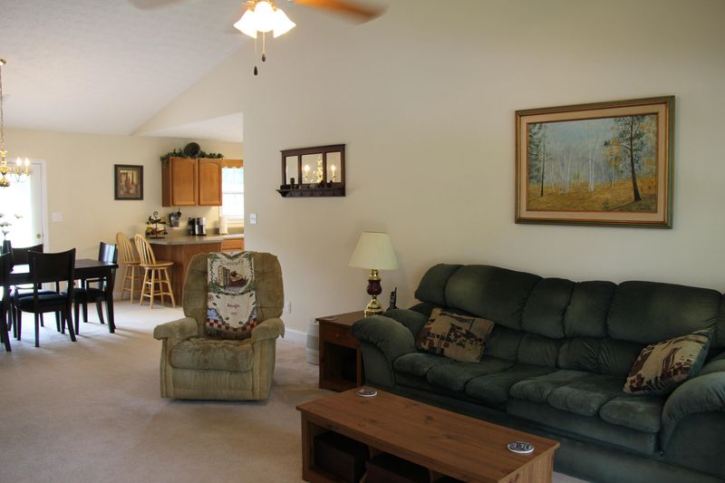7036 Ghiradelli Rd, Knoxville, TN 37918