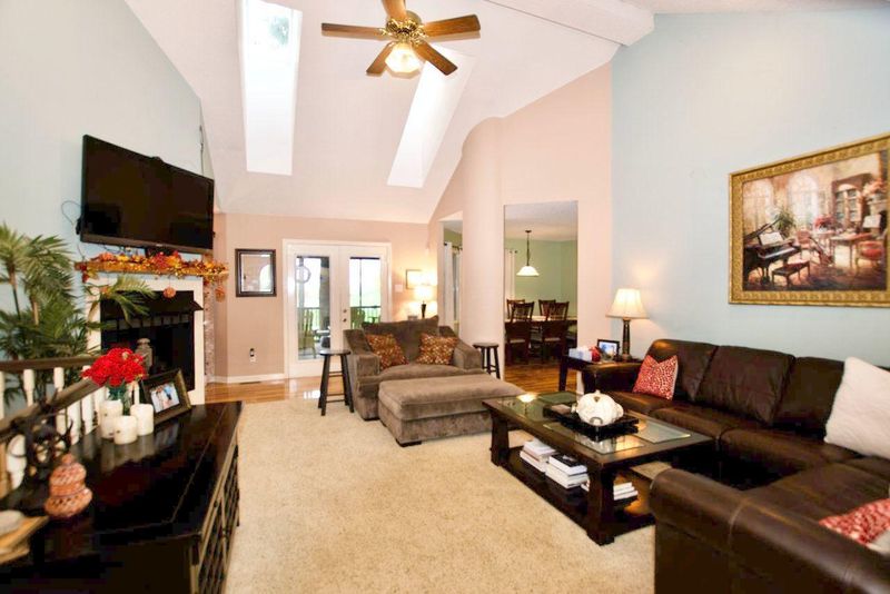 704 Devictor, Maryville, TN 37801