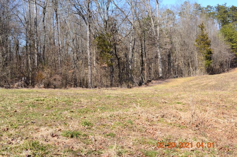 704 Irwin Dr, Powell, TN 37849