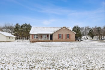 704 Pointe South Dr, Walland, TN 37886