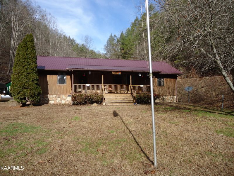 705 Antioch Church Rd, Vonore, TN 37885