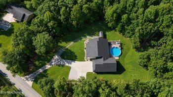 705 Grave Hill Rd, Oneida, TN 37841