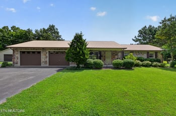 705 Highland Dr, Crossville, TN 38572