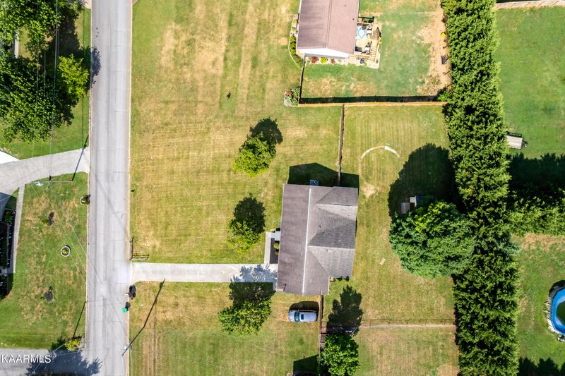 705 Winston Dr, Seymour, TN 37865