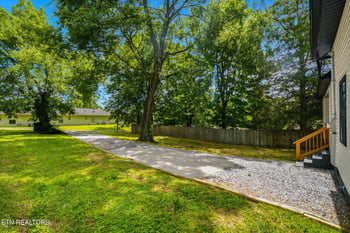 706 Banks Ave, Knoxville, TN 37917