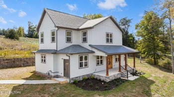 706 Paso Tr, Seymour, TN 37865