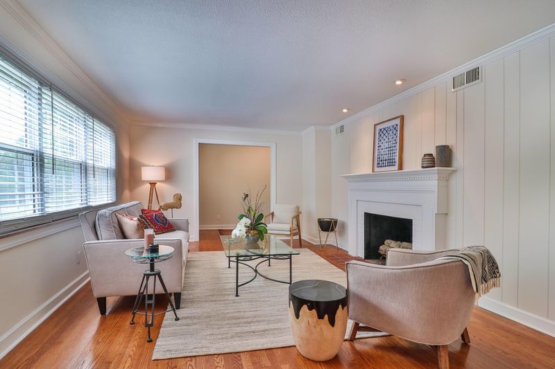 706 Wesley Rd, Knoxville, TN 37909