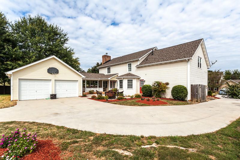 7067 Westerly Winds Rd, Knoxville, TN 37931