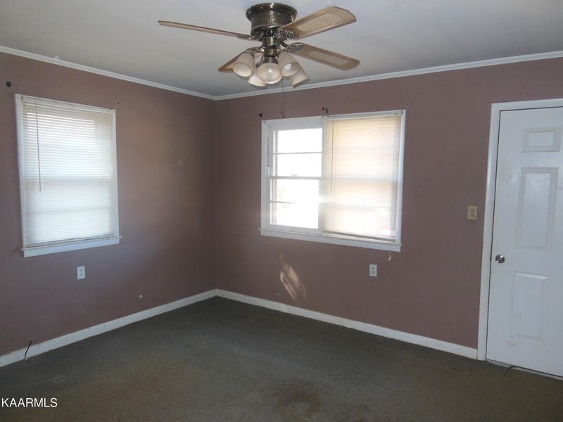 707 Cartwright St, Athens, TN 37303