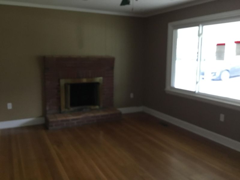 707 E Ridgecrest Dr, Kingston, TN 37763