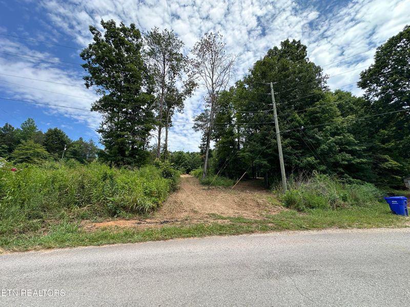 7070 Ross Rd, Loudon, TN 37774