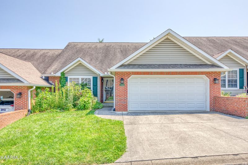 708 Chambers Way, Knoxville, TN 37920