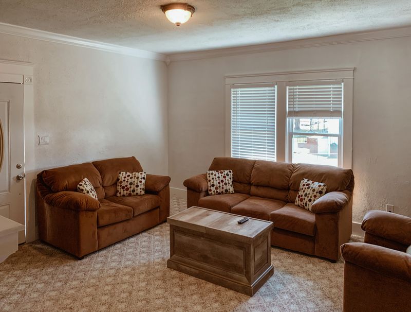 708 Ferry St, Loudon, TN 37774