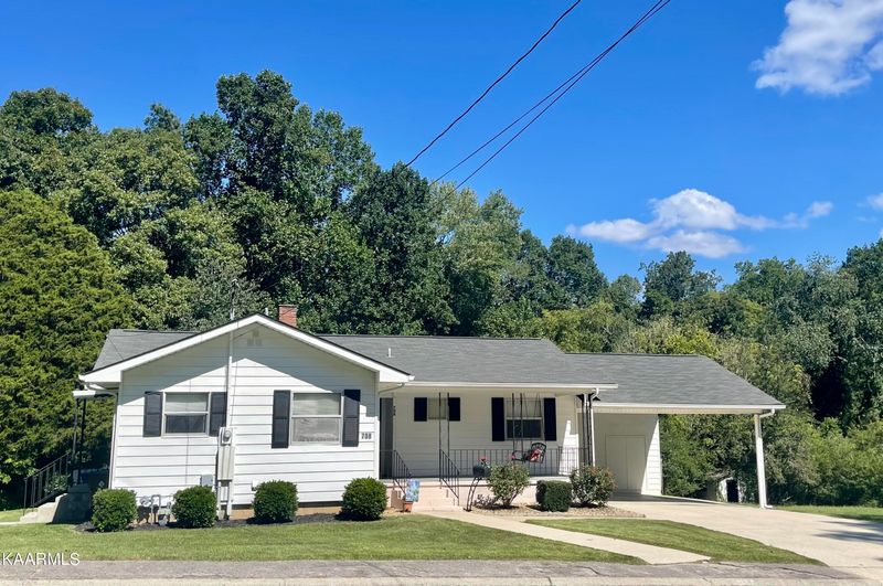 708 Florida Ave, Oak Ridge, TN 37830