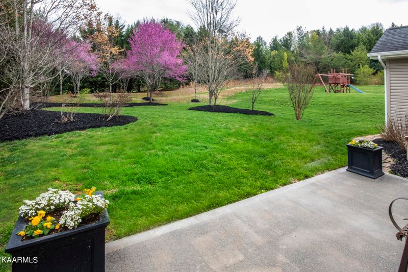 708 Heathgate Rd, Knoxville, TN 37922