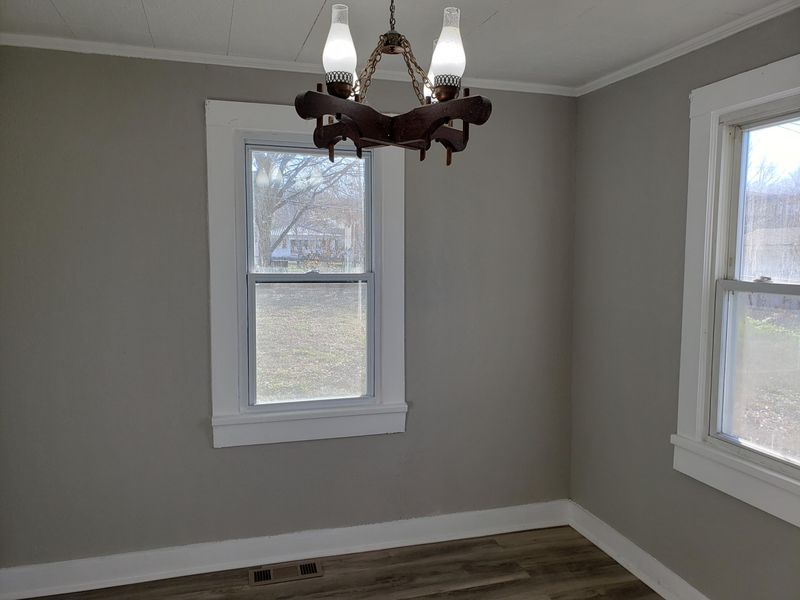 708 Johnson St, Sweetwater, TN 37874