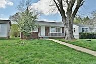 708 N B St, Lenoir City, TN 37771