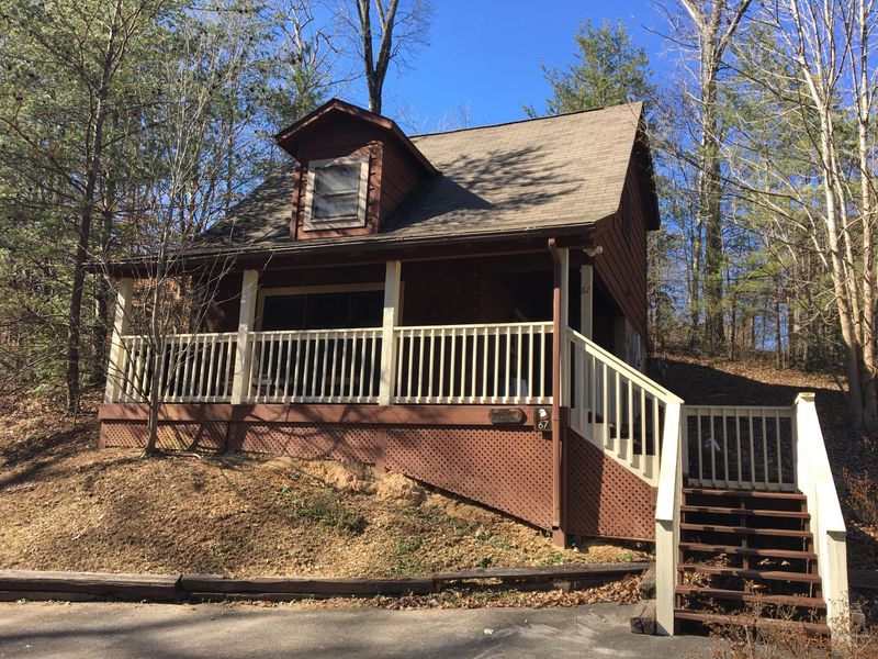 708 Osprey Way, Pigeon Forge, TN 37863