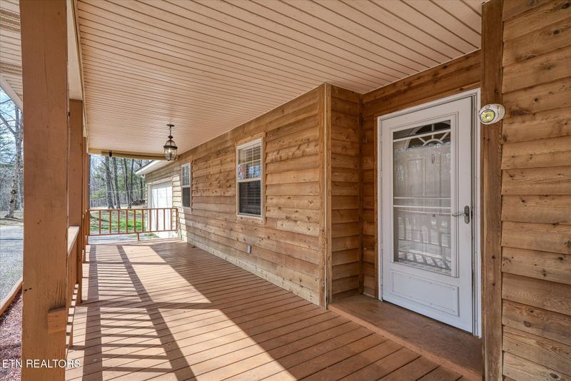 708 Poston Dr, Monterey, TN 38574