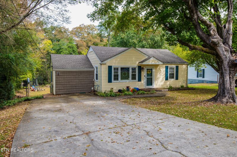 708 Tennessee Ave, Athens, TN 37303