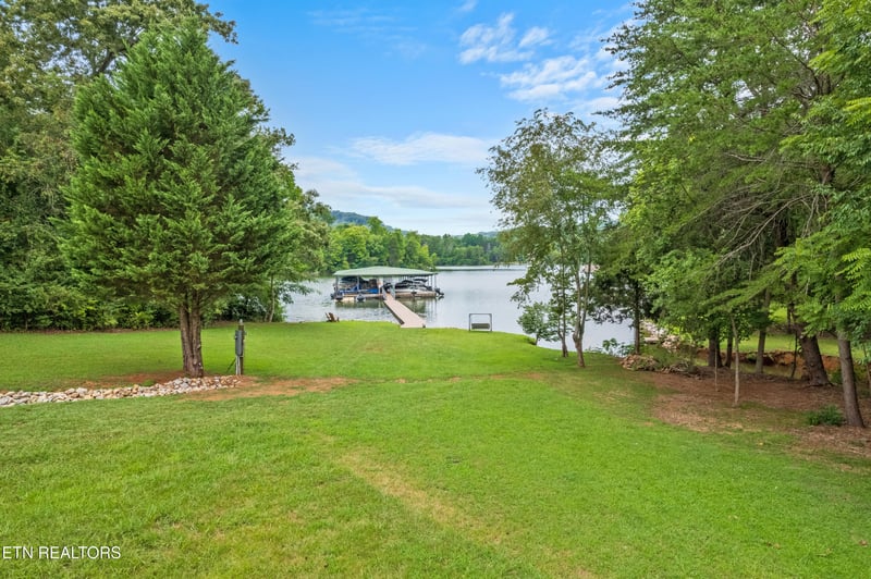 708 Wood Duck Dr, Vonore, TN 37885