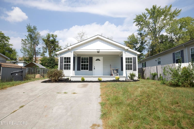 709 Belleaire Ave, Knoxville, TN 37921