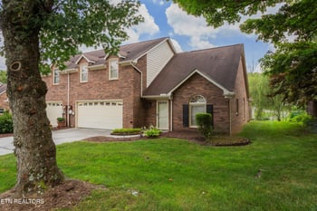 709 Landing Ln, Knoxville, TN 37934