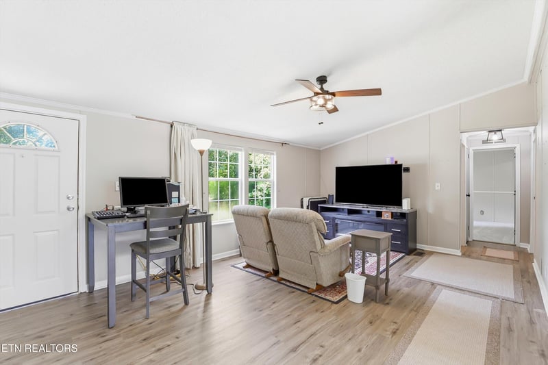 709 S Farnum St, Friendsville, TN 37737