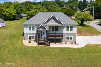 7090 Loudon Ridge Rd, Lenoir City, TN 37771