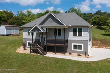 7090 Loudon Ridge Rd, Lenoir City, TN 37771