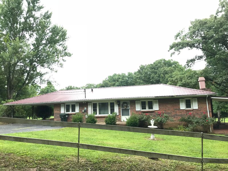 71 Dodson Ln, Crossville, TN 38555