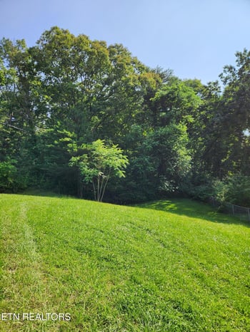 710 Canton Hollow Rd, Knoxville, TN 37934