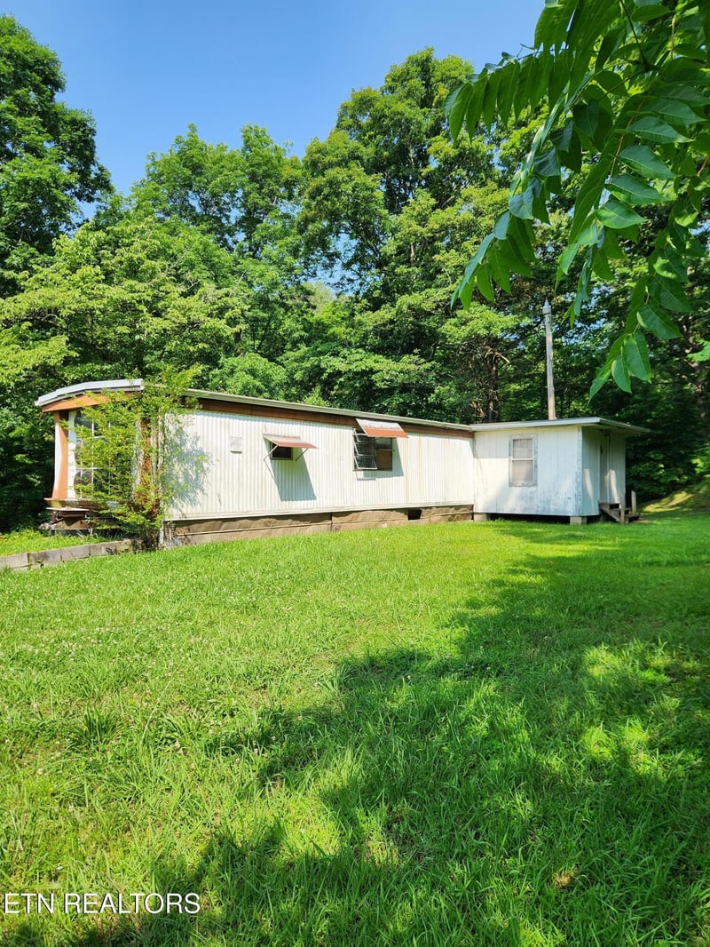 710 Canton Hollow Rd, Knoxville, TN 37934