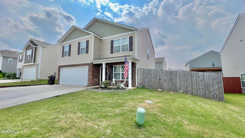 710 Old Towne Loop Dr, Seymour, TN 37865