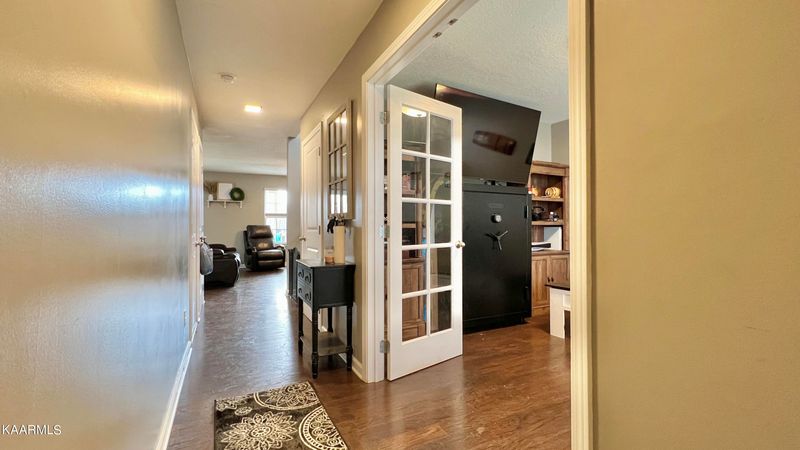 710 Old Towne Loop Dr, Seymour, TN 37865