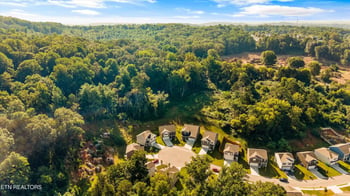 7104 Dusty Rose Ln, Knoxville, TN 37921