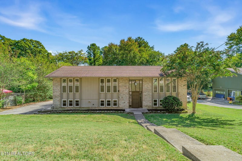 7104 Westavia Dr, Knoxville, TN 37909
