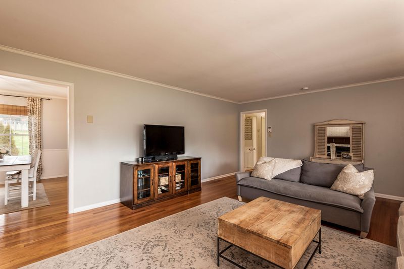 7105 Gainesborough Dr, Knoxville, TN 37909