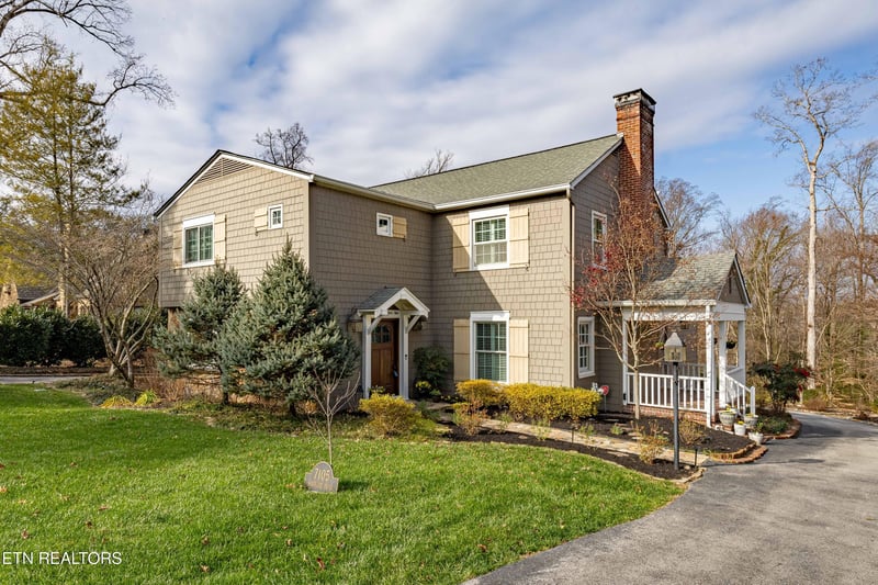 7105 Sherwood Dr, Knoxville, TN 37919
