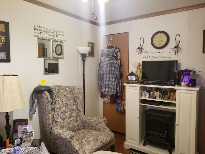 711 Black Jack Rd, Rockwood, TN 37854