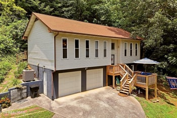 711 Brown Rd, Knoxville, TN 37920